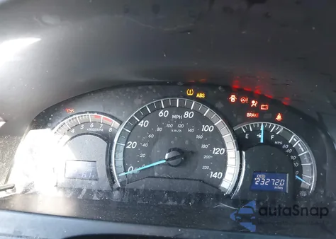 2013 Toyota Camry Se z USA, uszkodzony, nr VIN 4T1BF1FK5DU724282